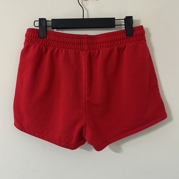 Looney Tunes Bugs Bunny Red Sweat Shorts Size Medium (7-9) - Picture 4 of 5